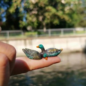 10pcs Mini Colored Duck Figurines – Cute Miniatures for Fairy Gardens, Terrariums, Bonsai & DIY Dollhouse Crafts